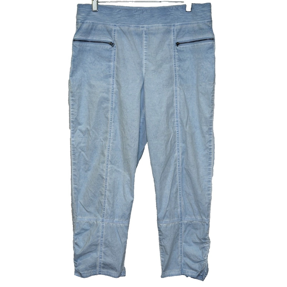 Chicos Zenergy Crop Pant Sz 1 US Medium Faded Blue Pull On Elastic Waist Pockets